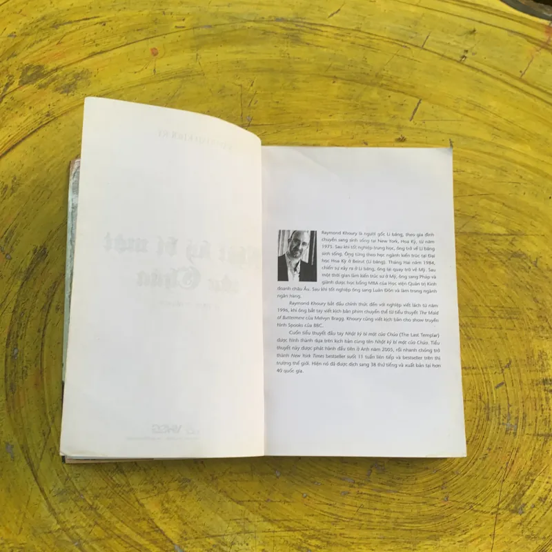 NHẬT KÝ BÍ MẬT CỦA CHÚA- Raymond khoury  783351