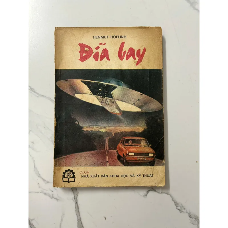 Đĩa Bay – Henmut Hôflinh 1021570