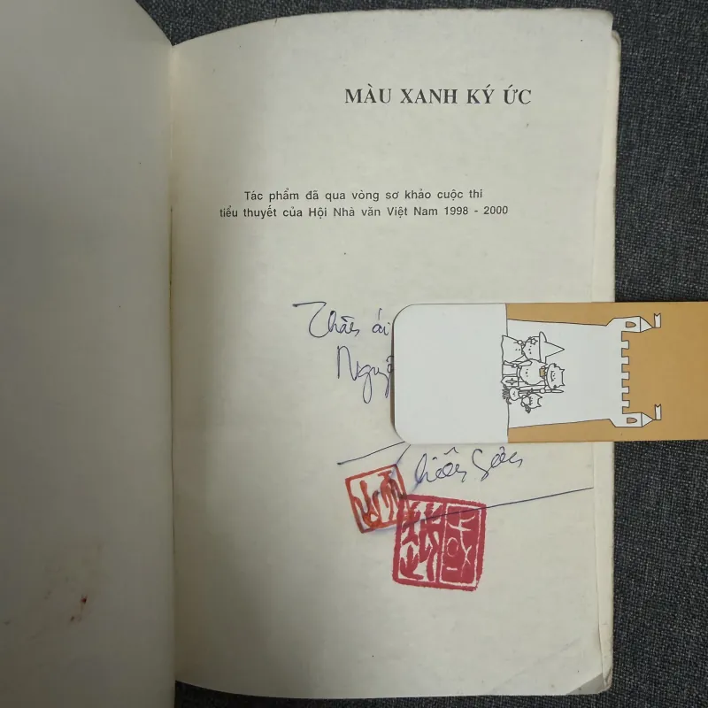 Màu xanh ký ức (Chữ ký tác giả) - Thiên Sơn 907561