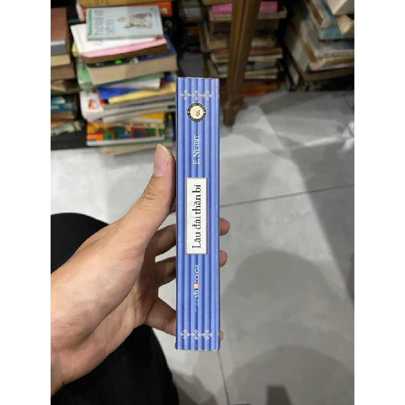 Lâu Đài Thần Bí - E.Nesbit 449139