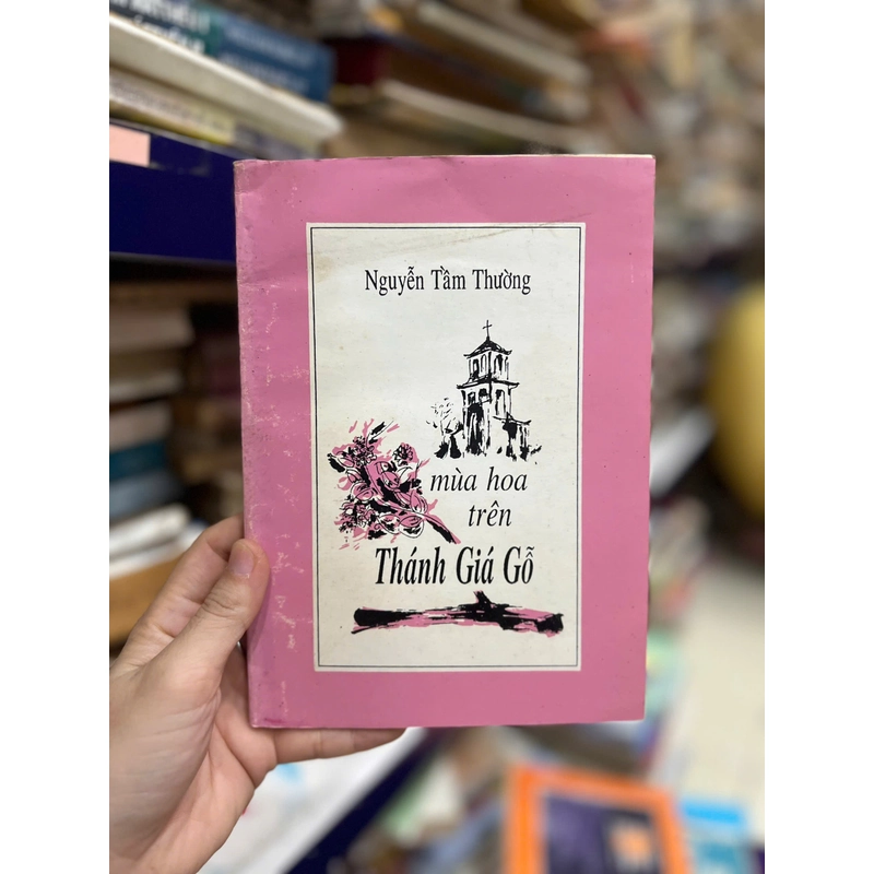 Mùa hoa trên Thánh Giá gỗ 454111
