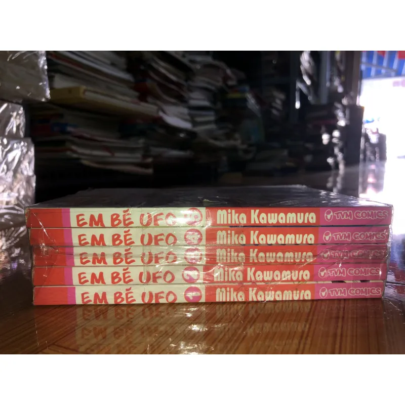 Em bé UFO - Mika Kawamura 798614