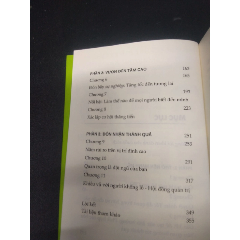 The Ceo Next Door mới 80% ố nhẹ 2018 HCM2405 Elena L. Botelho, Kim R. Powell, Tahl Raz SÁCH KỸ NĂNG 147789