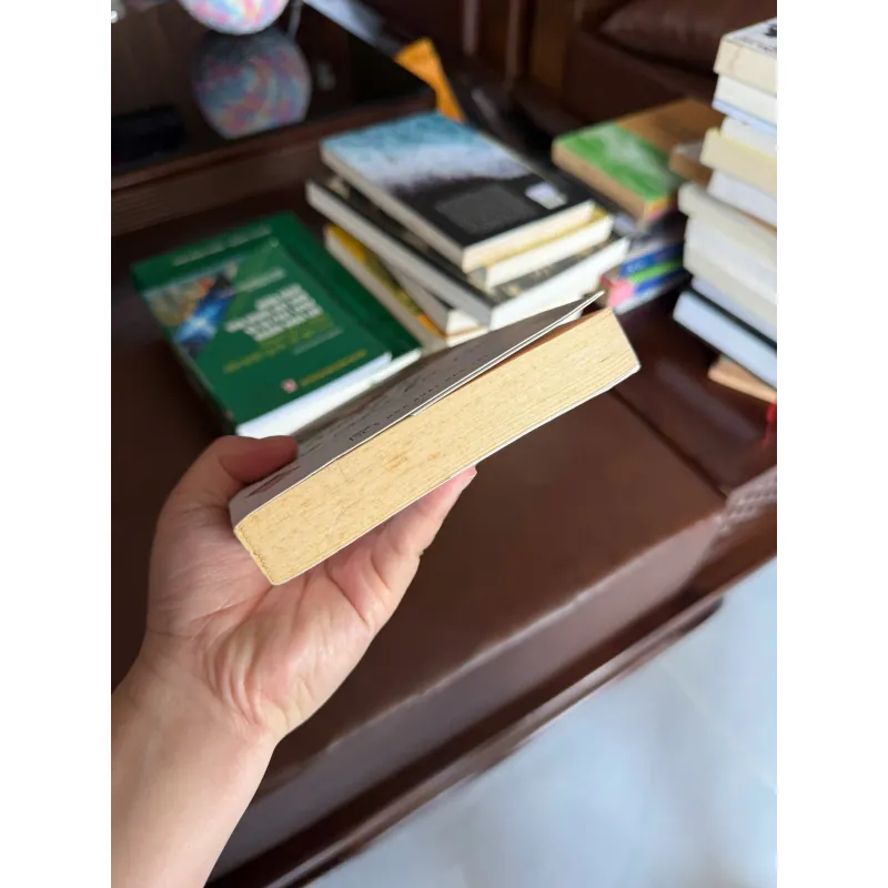 Trường Học Cho Các Bà Vợ – Magdalena Witkiewicz- K2 992779