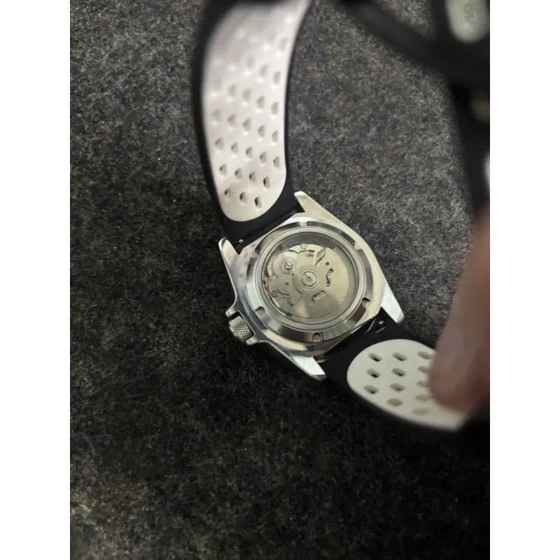 Bán đồng hồ Seiko và Fossil 792779