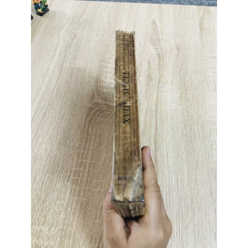 Sách văn học Pháp – “XVIIIe Siècle” Tác giả: André Lagarde – Laurent Michard 971796