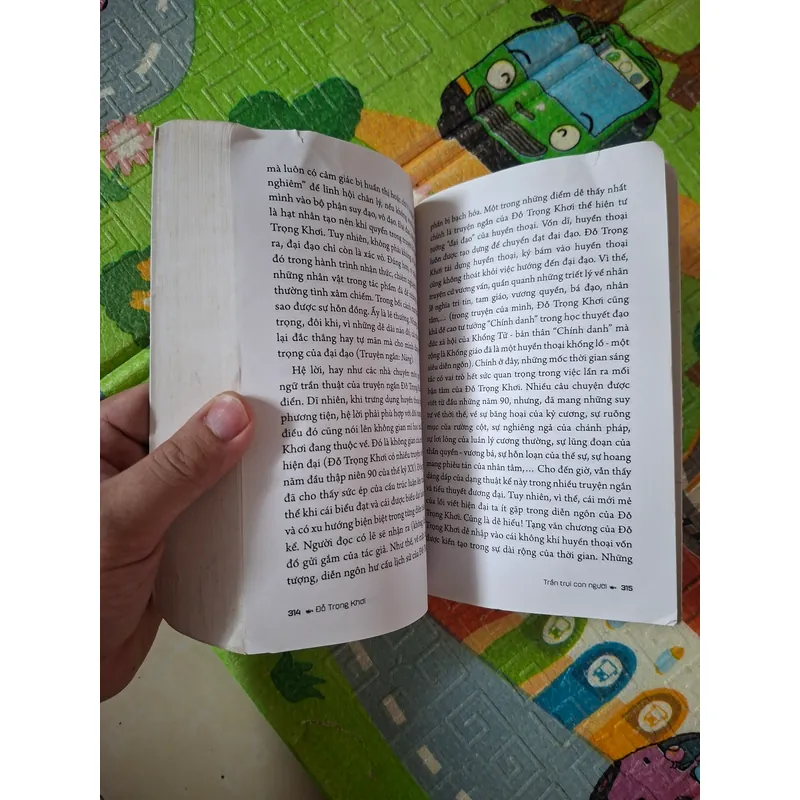 Trần trụi con người 1062363