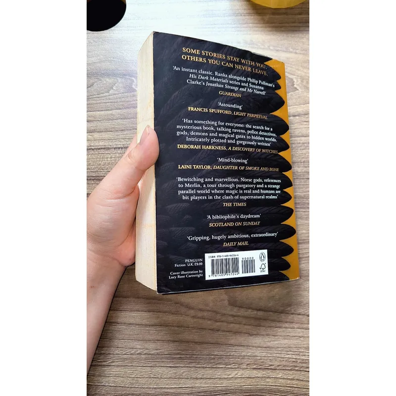 The Absolute Book: 'an INSTANT CLASSIC, to Rank [with] Masterpieces of Fantasy  722912