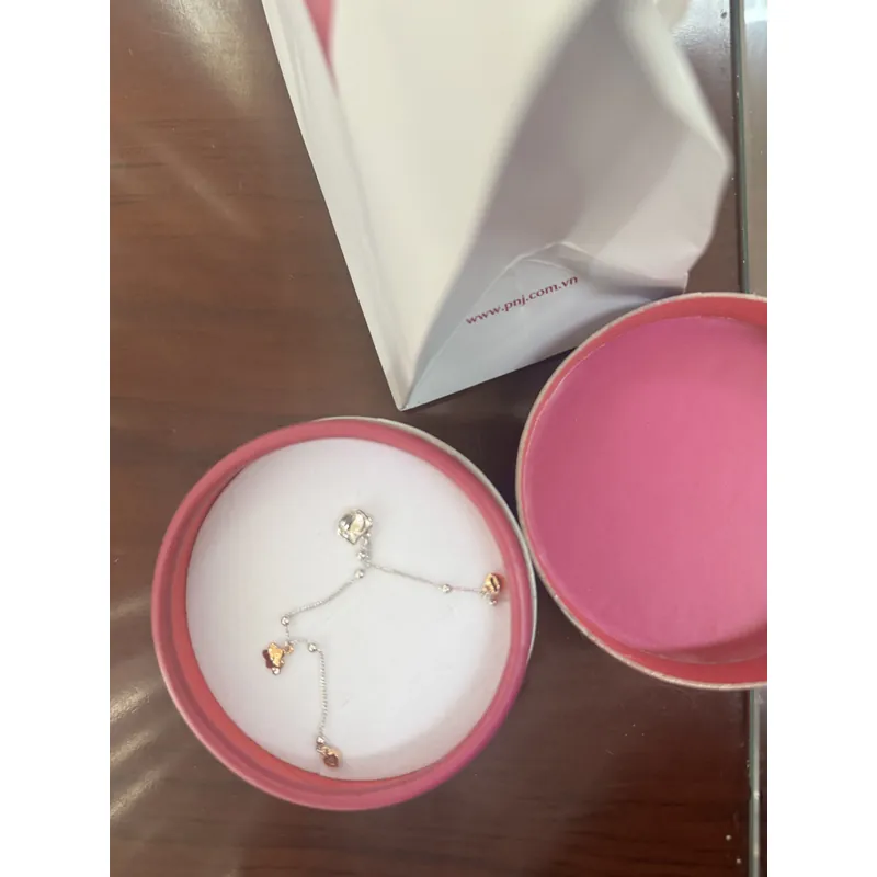 Vỏng đeo tay va chân PNJ 717106