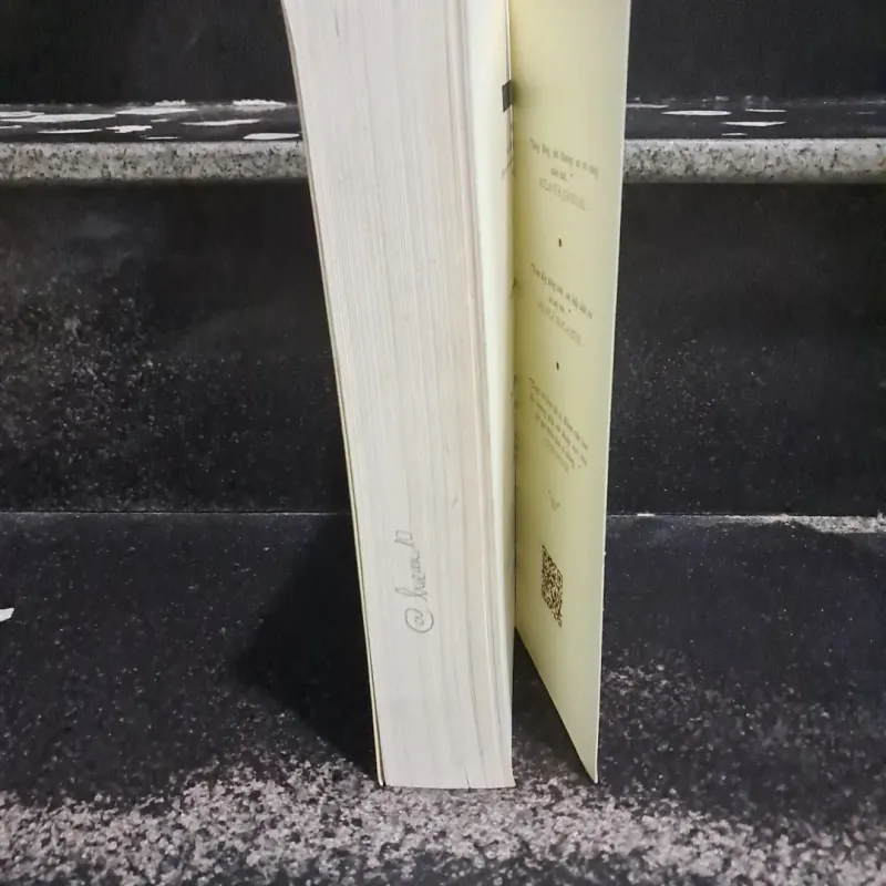 Hậu cuốn theo chiều gió 1029369