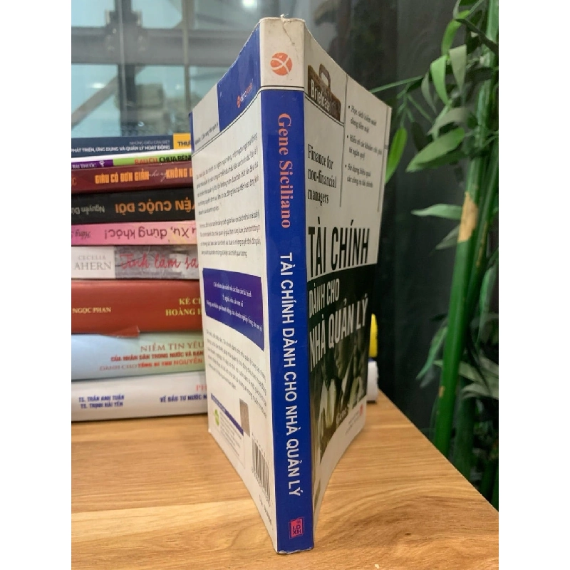 Tài chính dành cho nhà quản lý -Gene Siciano 782197