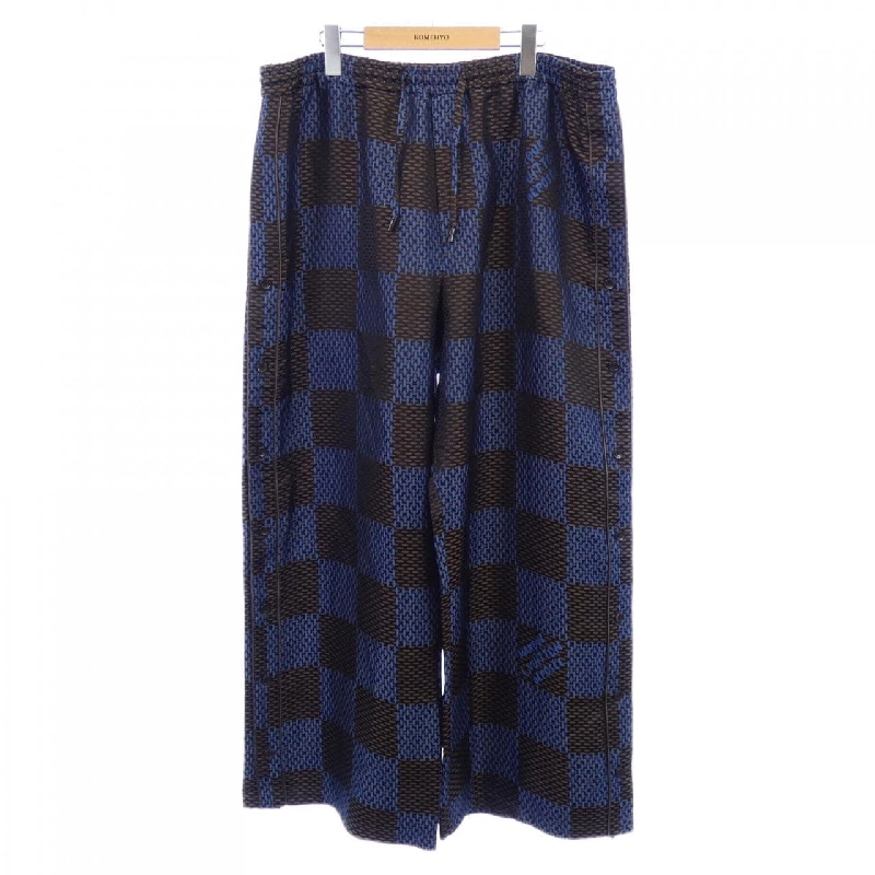 Quần pijama lụa Damier Louis Vuitton HQP76WHXQ - Hàng hiệu Authentic 890222