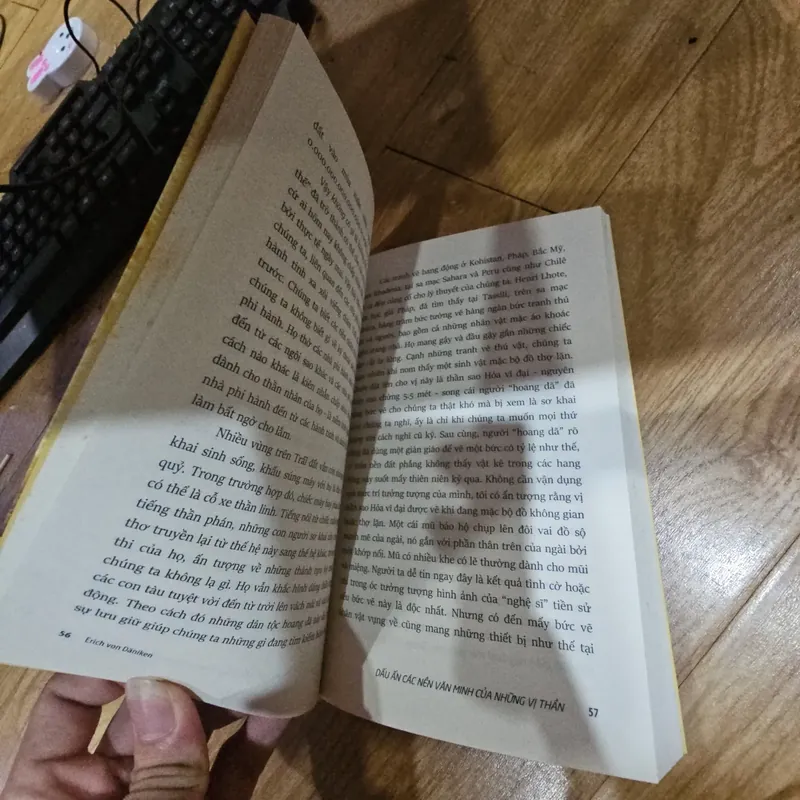 Dấu ấn các nền văn minh của những vị thần Giá 40k 611722