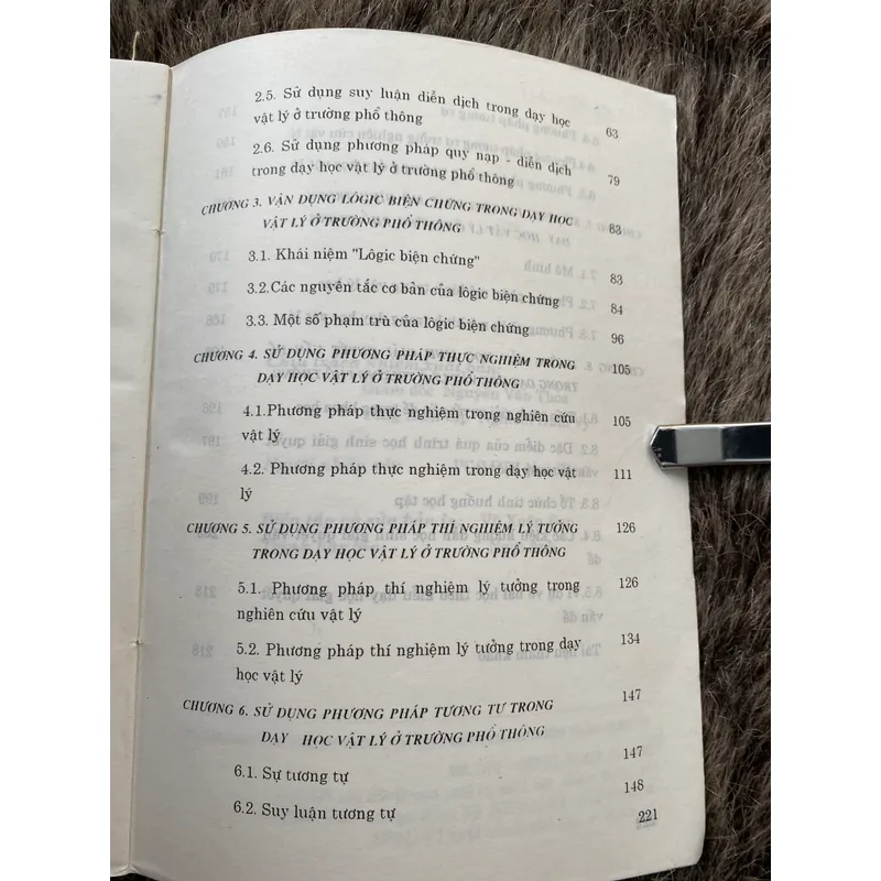 Tổ chức hoạt động nhận thức cho học sinh trong dạy học Vật Lí ở trường phổ thông  604428
