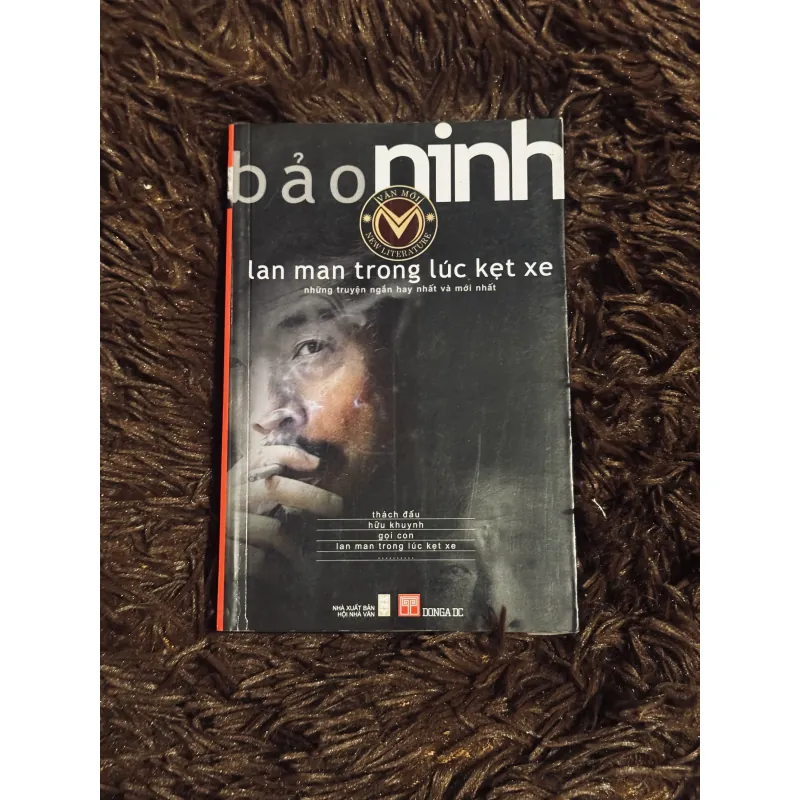 Lan man trong lúc kẹt xe  1029411