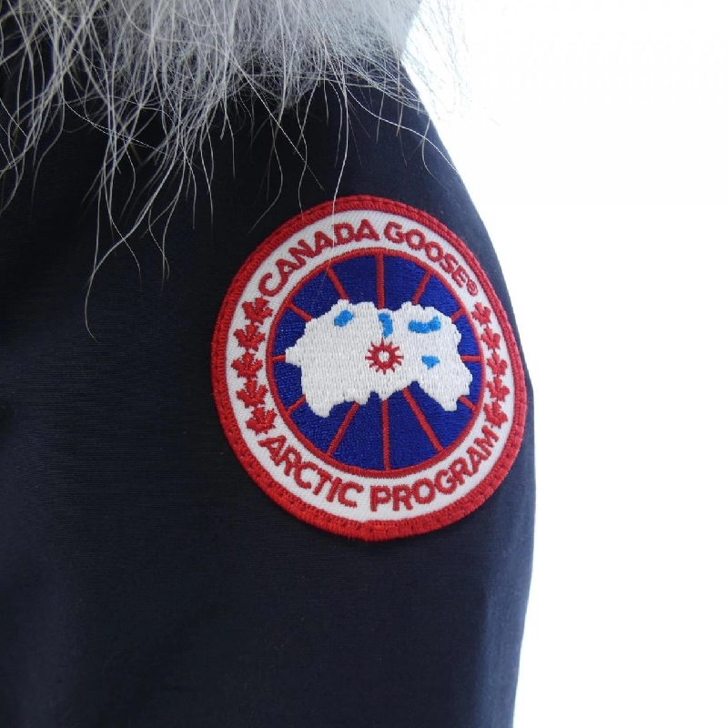 Áo khoác lông Canada Goose 633672