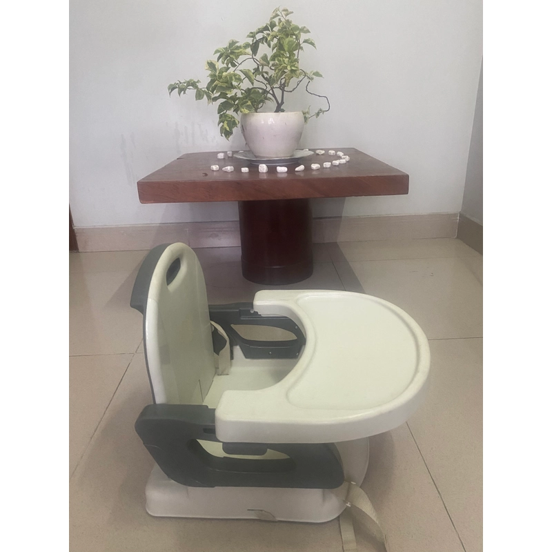 Ghế ăn dặm cũ cho bé 1-3 tuổi 550317
