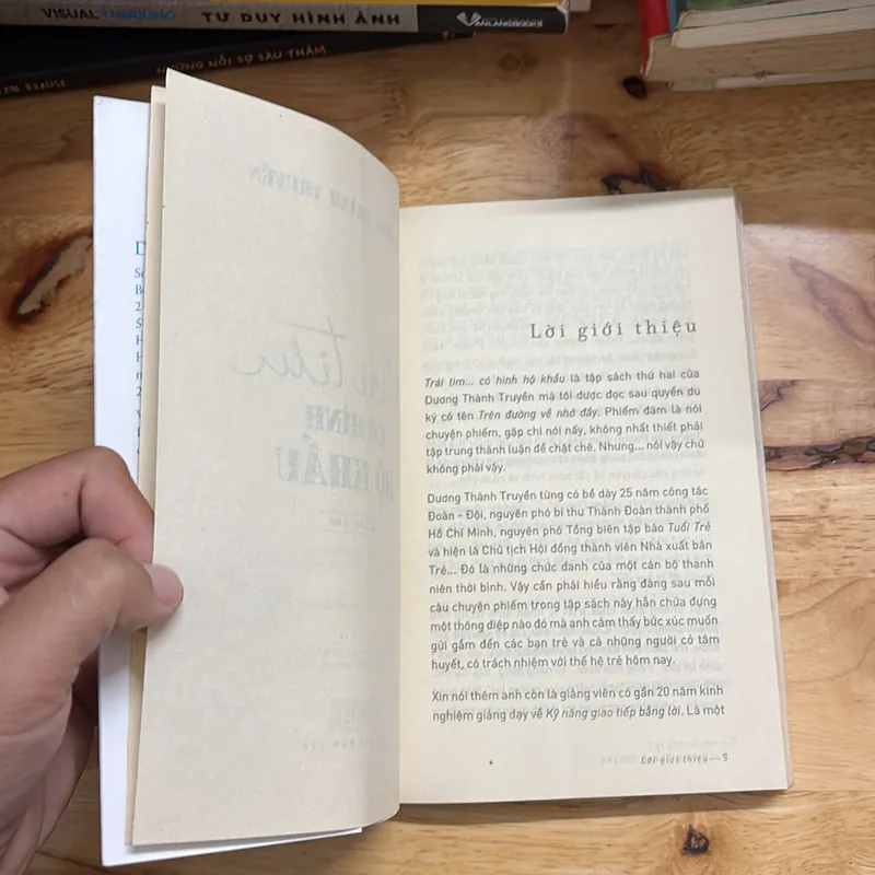 II Văn Học: Trái Tim Có Hình Hộ Khẩu - Dương Thành Truyền - 2017 697203