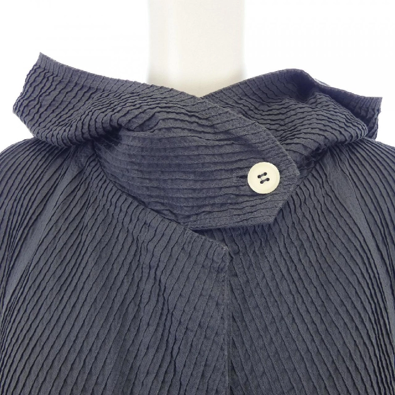 【Khuyến mãi】Áo khoác YACCOMARICARD 635332