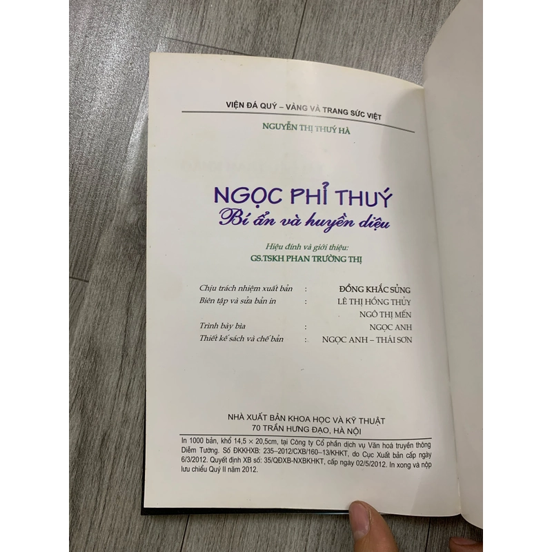 Ngọc phỉ thuý bí ẩn và huyền diệu. 1a4 458321