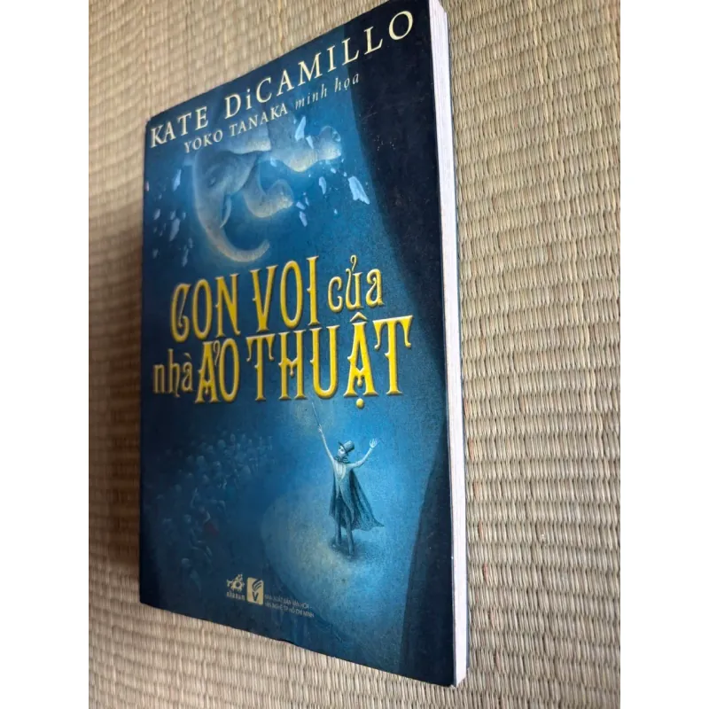 Con voi của nhà ảo thuật - Kate Dicamillo 562314