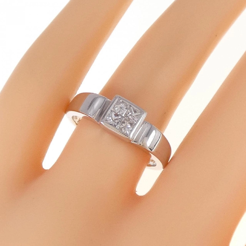 Nhẫn kim cương K18WG 0.40CT 668420