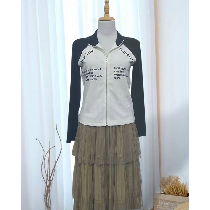 [Mới] Áo khoác khoá kéo có đệm vai Yangyishang (brand nội địa Trung) size M 416542