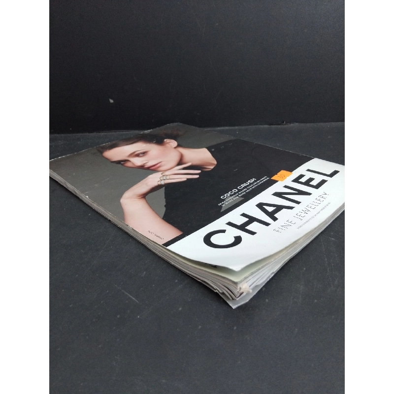 Đẹp tạp chí mới 80% ố nhẹ gấp góc HCM2811 TẠP CHÍ, THIẾT KẾ, THỜI TRANG 924842