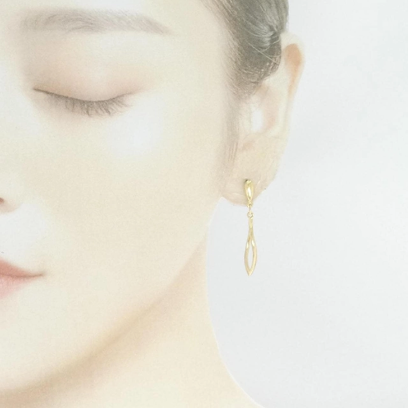 Bông tai 750YG Ginza Tanaka 666006