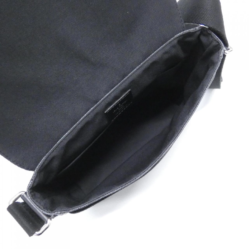 Túi xách vai Louis Vuitton Damier Graphite District PM N41260 - Hàng hiệu Chính hãng 767688