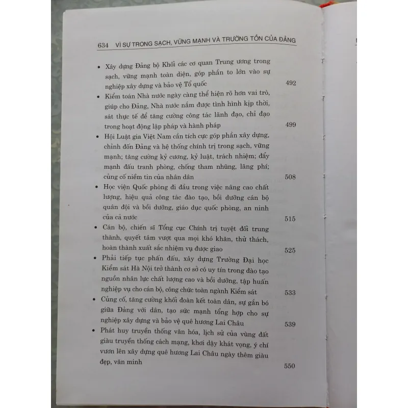 Sách: Vì sự trong sạch, vững mạnh và trường tồn của Đảng 935402