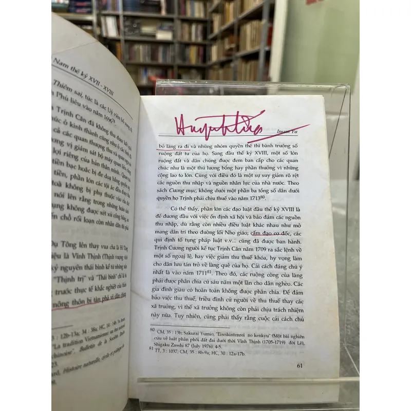 LUẬT VÀ XÃ HỘI VIỆT NAM THẾ KỶ XVII - XVIII 720362