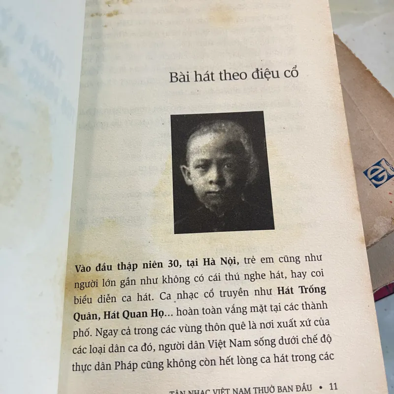 TÂN NHẠC VIỆT NAM THUỞ BAN ĐẦU - PHẠM DUY  1009457