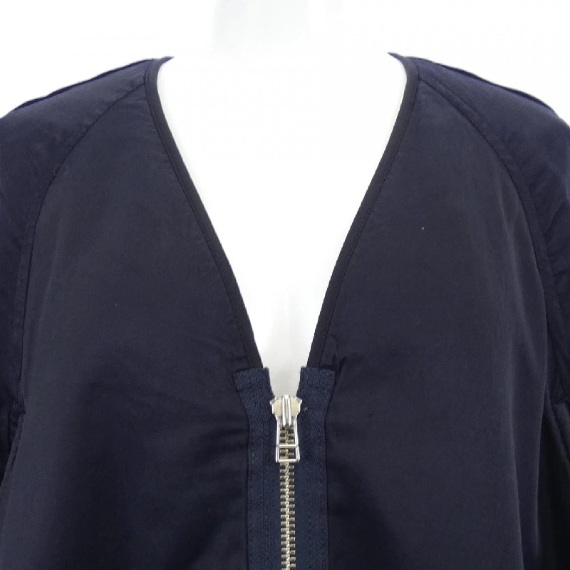 Áo khoác nagonstans - Hàng hiệu Authentic 823855