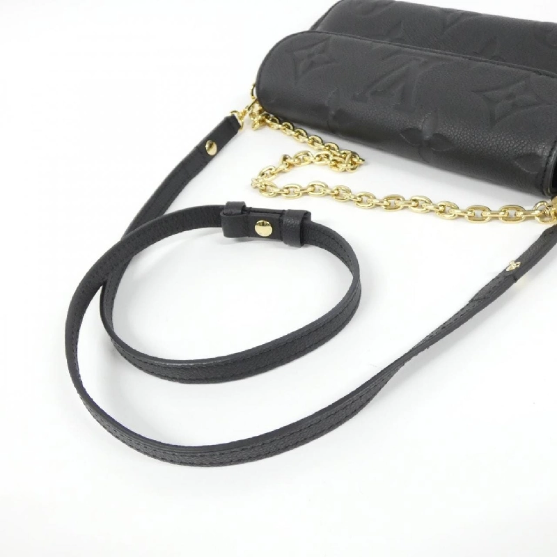 Ví Louis Vuitton Monogram Empreinte On Chain Ivy M82154 Túi đeo vai - Hàng hiệu Chính hãng 765123