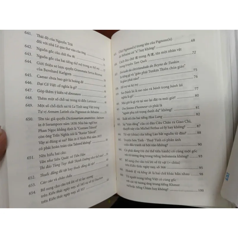 BỘ 4 TẬP CHUYỆN ĐÔNG CHUYỆN TÂY - AN CHI 682082