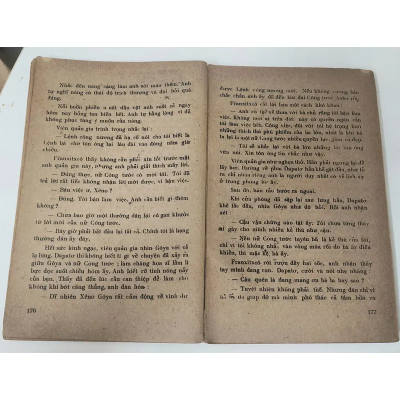 BỨC HỌA MAJA KHỎA THÂN - Tác giả: Samuel Edwards 716955