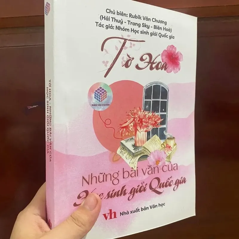 NHỮNG BÀI VĂN CỦA HỌC SINH GIỎI QUỐC GIA ( TỜ HOA )  573532
