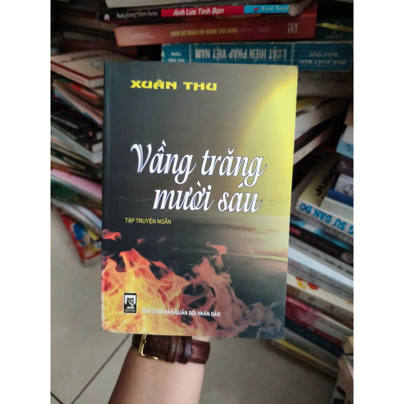 Vầng Trăng Mười Sáu 459021