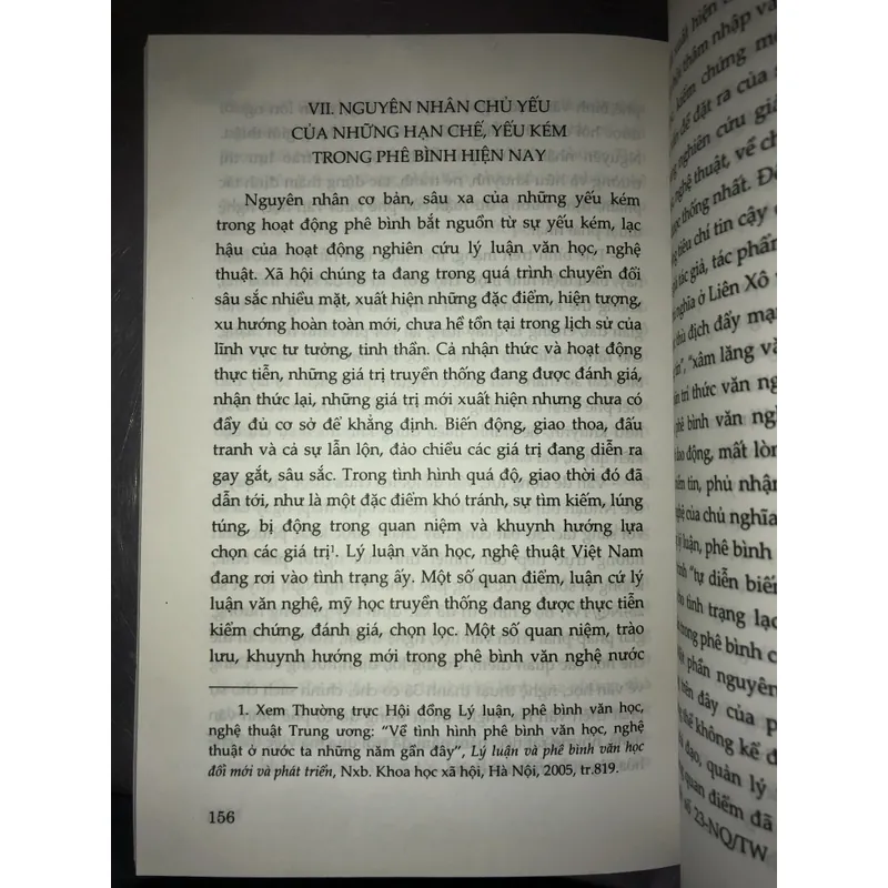 Đổi mới và phát triển phê bình văn học, nghệ thuật Việt Nam hiện nay  723031