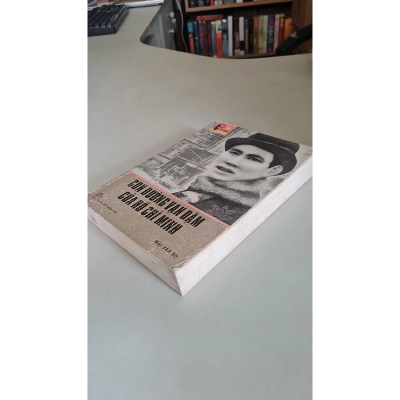 Con đường vạn dặm của Hồ Chí Minh - Mai Văn Bộ 439313