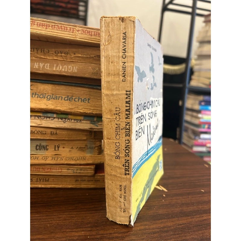 Combo Sách Cũ Mecobooks: Quản trị trong thời gian khủng hoảng -Hả và 4 cuốn khác 996847