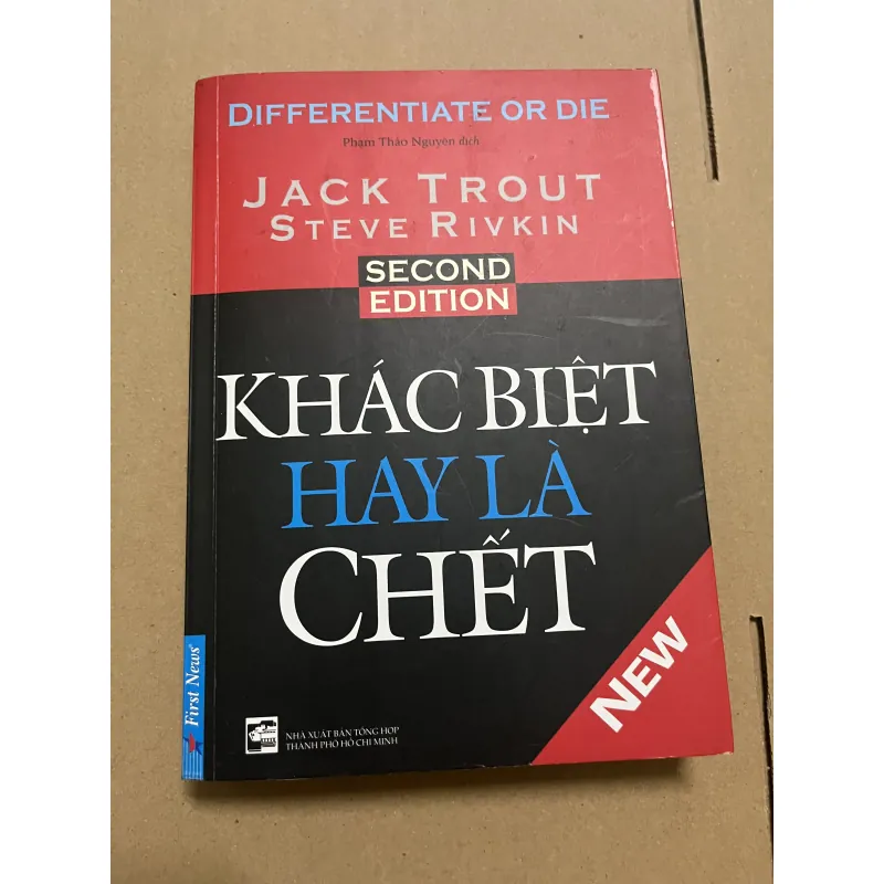 Khác biệt hay là chết 995963