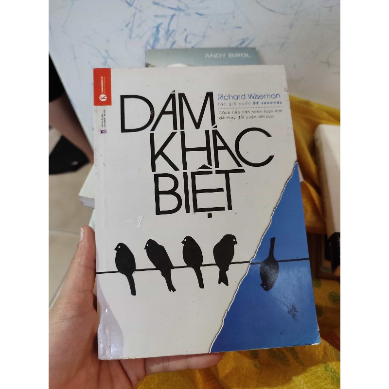 Dám khác biệt 42409