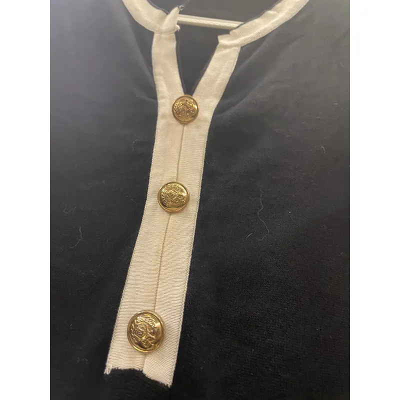 Áo khoác đen Chanel, size M - 70k 731454