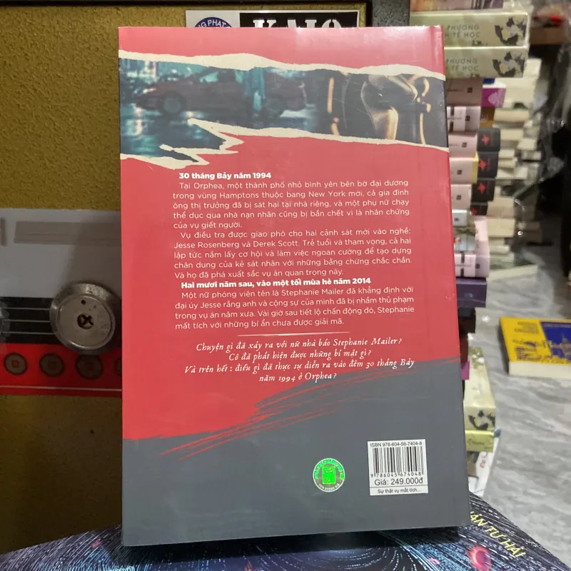 (trinh thám) - Sự thật vụ mất tích nữ nhà báo Stephanie Mailer - Joel Dicker 972475
