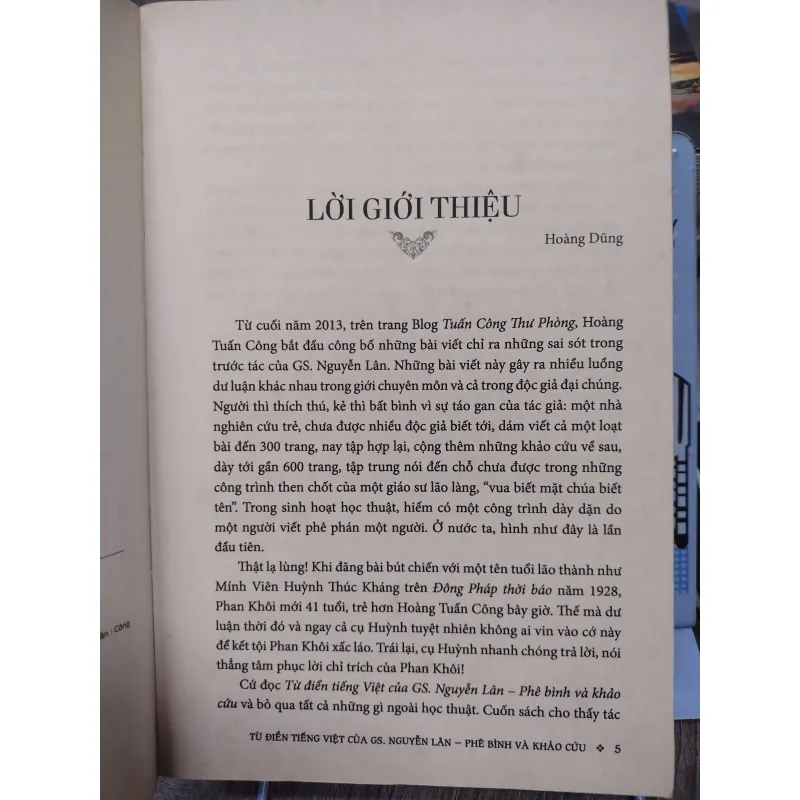 Sách - Từ điển Tiếng Việt - Phê Bình và Khảo Cứu - TG: Hoàng Tuấn Công (A3) 735261