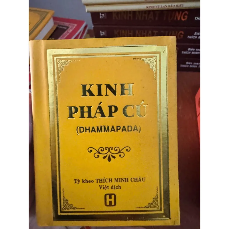 KINH PHÁP CÚ MINI VÀNG 1026135