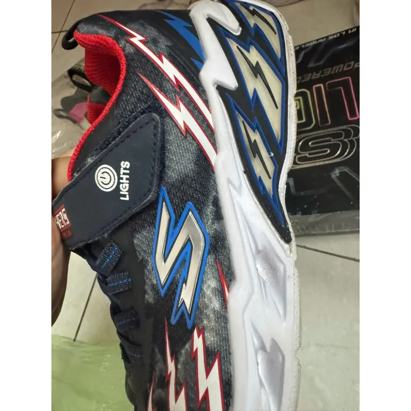 GIÀY SNEAKER THƯƠNG HIỆU SKECHERS , CÓ ĐÈN 654041