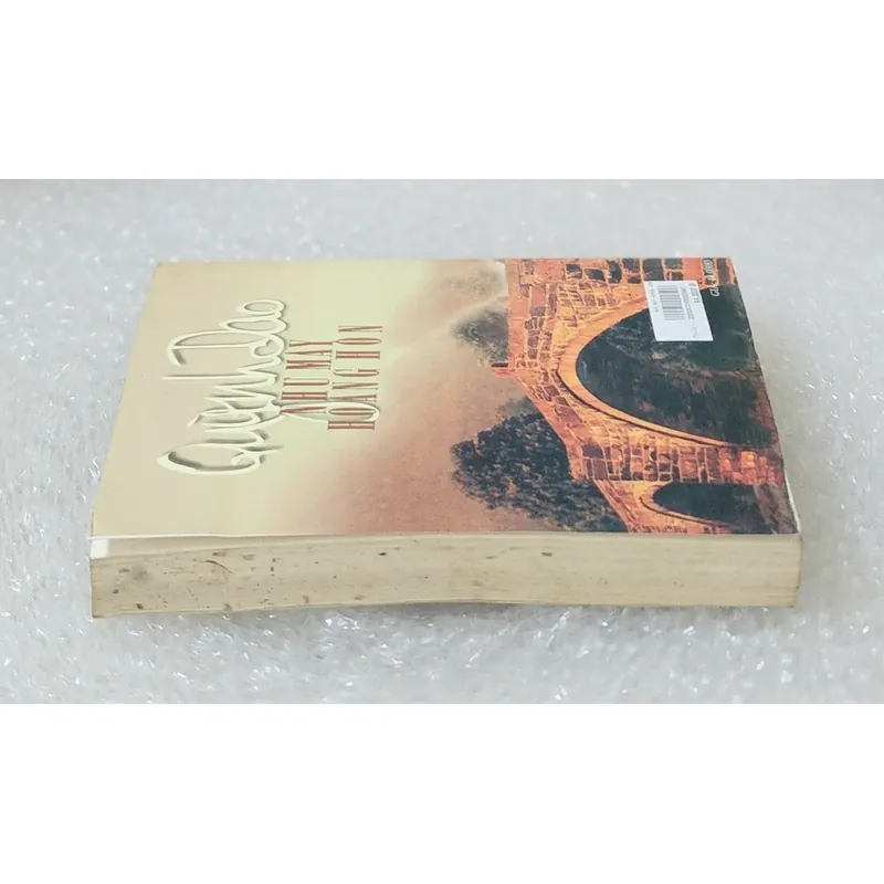 Tiểu thuyết của Quỳnh Dao: NHƯ MÂY HOÀNG HÔN (467 trang) 739091